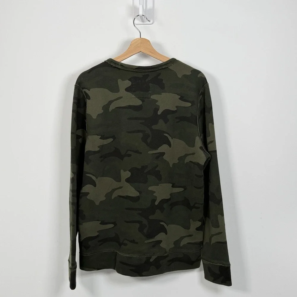 Hollister crewneck sweatshirt